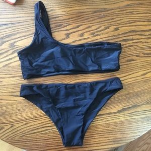 One shoulder black swim suit from Zaful!